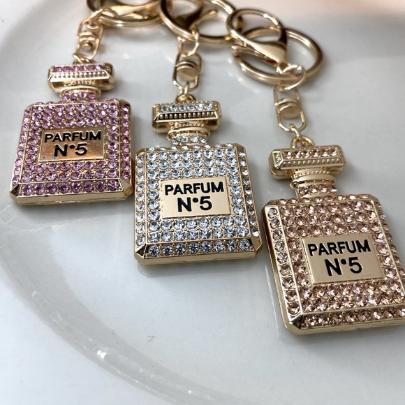 Accessories - ONE PERFUME BOTTLE BAG CHARMS/KEYRINGS – (Pink, Transparent, Champagne)